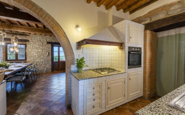Villa with private pool and stunning views near Pisa-Villa Francesca