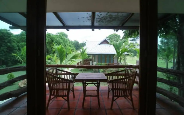 Chiangkham Luang Resort