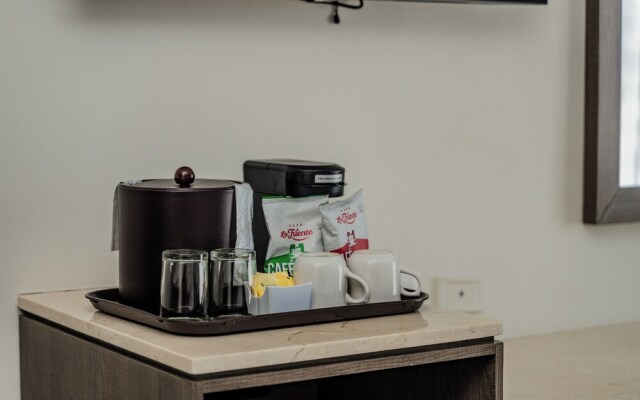 Hampton Inn by Hilton Celaya