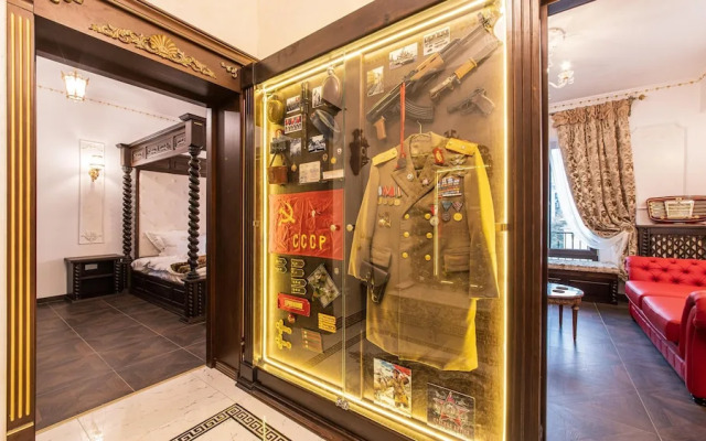 Ussr City Center Luxurious Apartment , Lives the Life of Soviet Generals