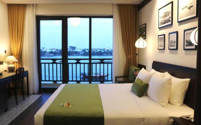 Roxana River Villa