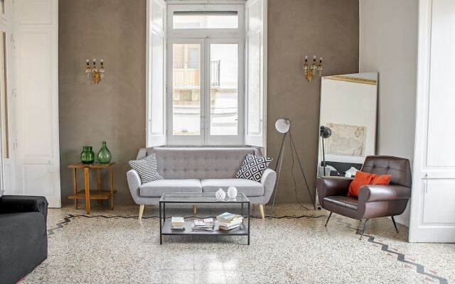 Cavour Apartments by Wonderful Italy