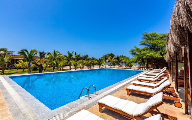 Bungalows & Suites Punta Camarón