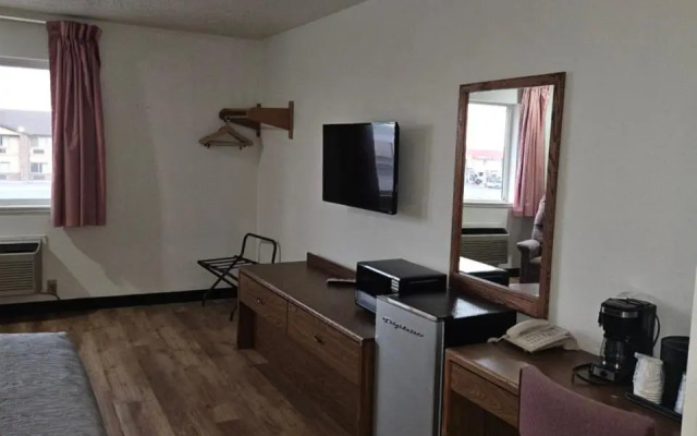 Super 8 Motel - Beaver