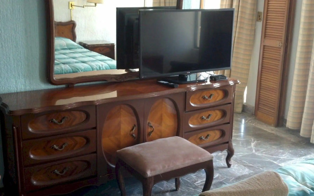Hotel Carlos V