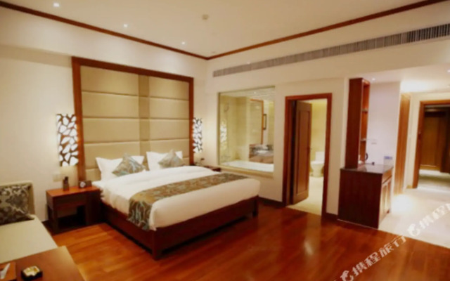 Longlin Hot Spring Resort