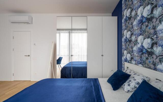 1-bedroom penthouse with underground parking