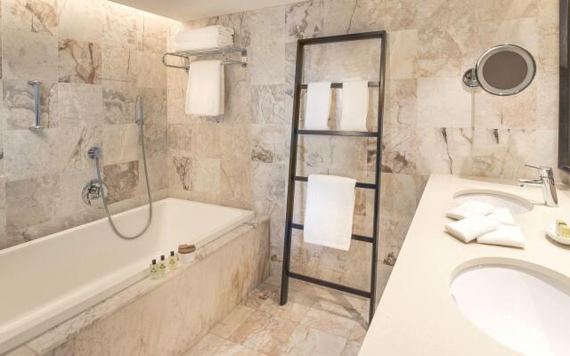 InterContinental Hayman Great Barrier Reef by IHG