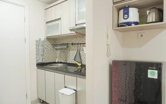 Modern Look and Homey Studio Kebayoran Icon Apartment