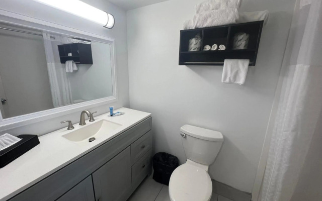 Garden City Inn
