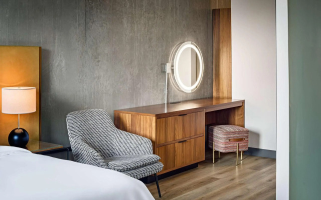 The Loom Hotel, Tapestry Collection by Hilton