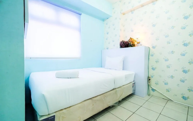 Simple 2BR Green Pramuka Apartment