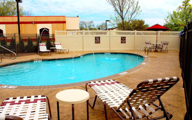 Holiday Inn Express Morrisville (trenton Nj Area)