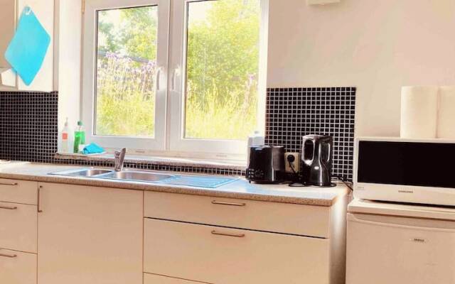 Bjurvik's Villa - Flat 1 - Business Customers Only