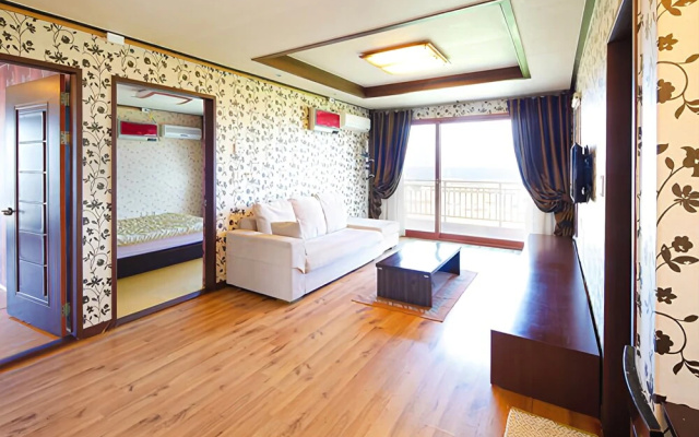 Jejuadelia Ville Pension