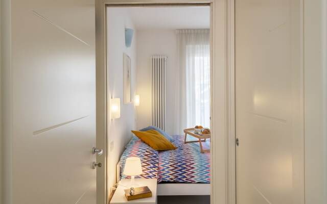 Elegante Trilocale Marconi Prima Fila Mare