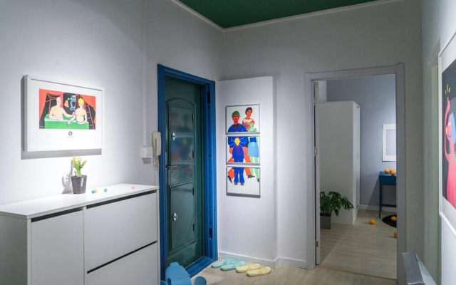 Cactus Space- Sanlitun Artist's Apt