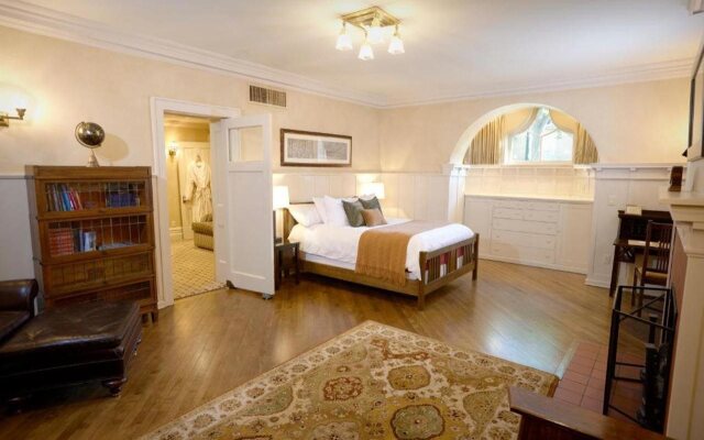 Mansion Hill Inn