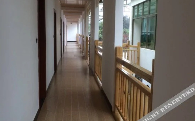Yantian Hotel