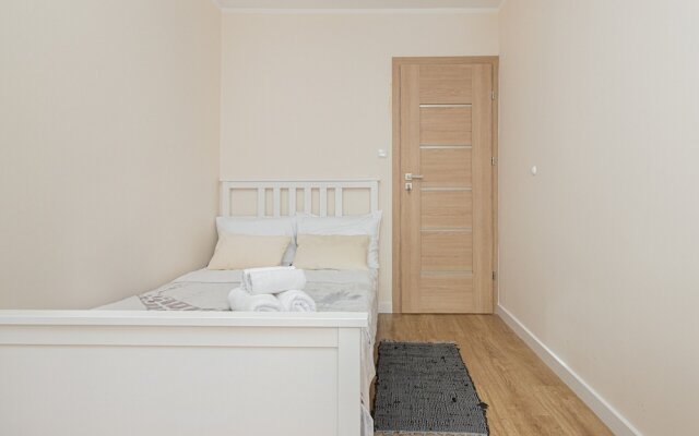 Berka Joselewicza Apartment by Renters