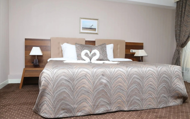 Serin Hotel