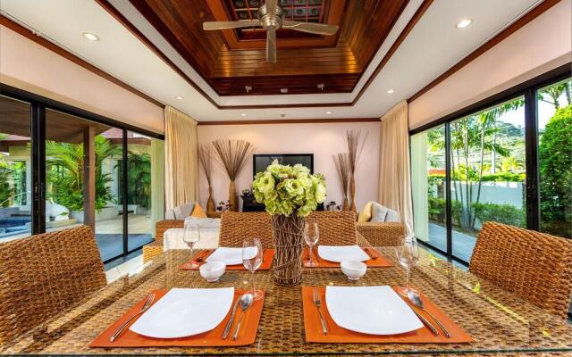 Villa Toba by Tropiclook