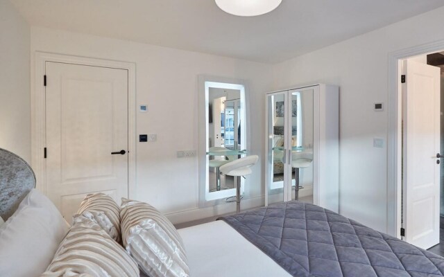 Host Stay Oxford House