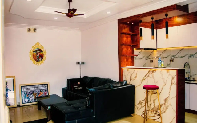 Ai-Royal Hotel & Suites