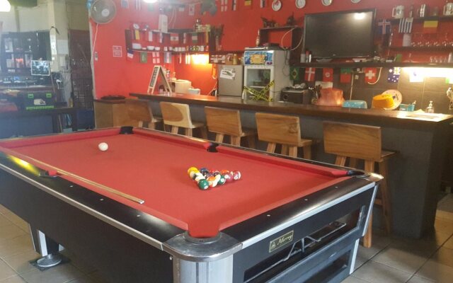 Borneo Seahare Guesthouse - Hostel