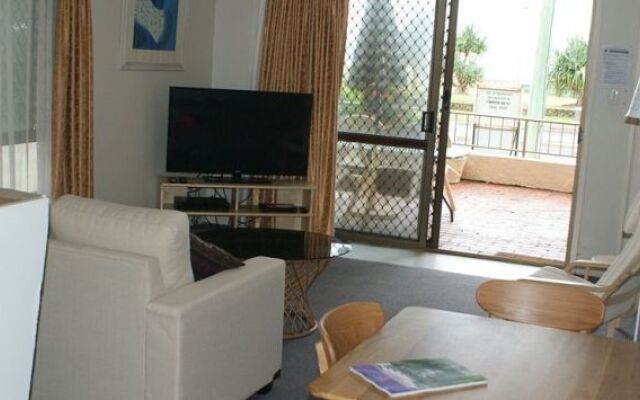 Kirra Vista Holiday Units