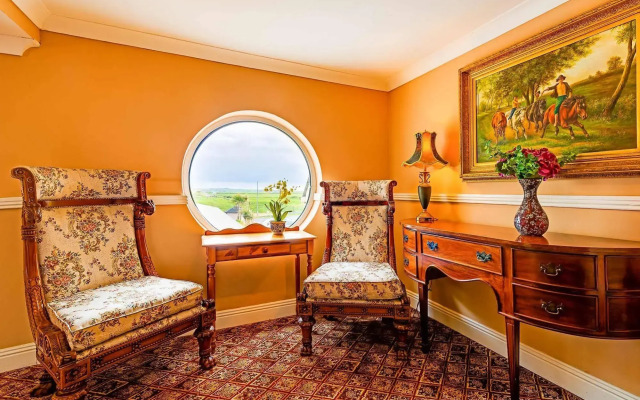 Bellbridge House Hotel