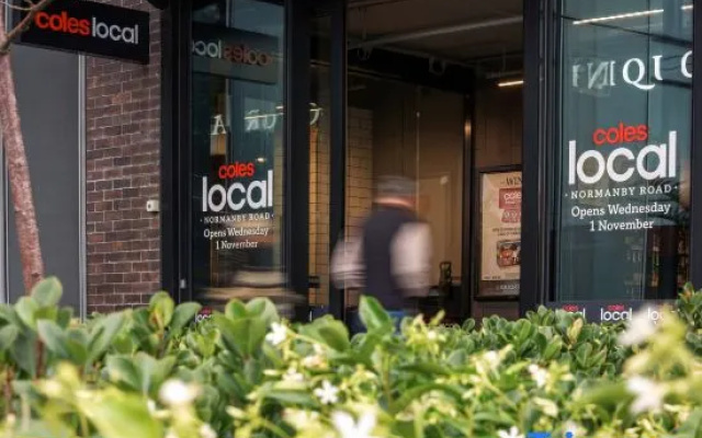 Designer South Melbourne Stay with City Views – Exterior – Melbourne