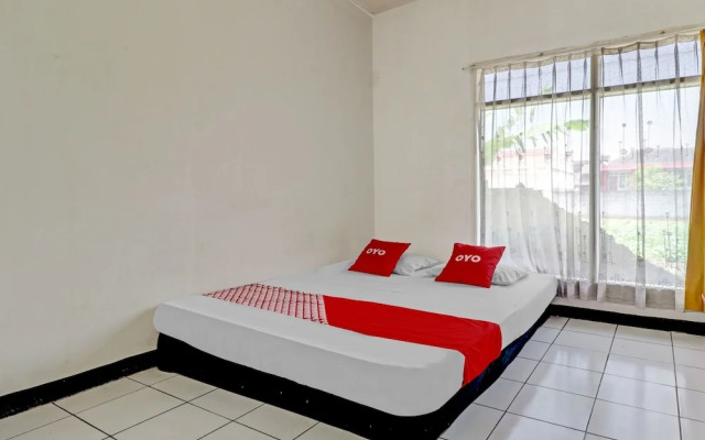 Hotel O Pondok 23