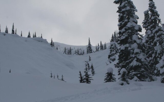 Glacier Mountain Lodge