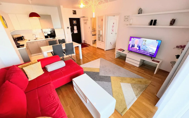 Red Hotel Riviera Suite & Lake