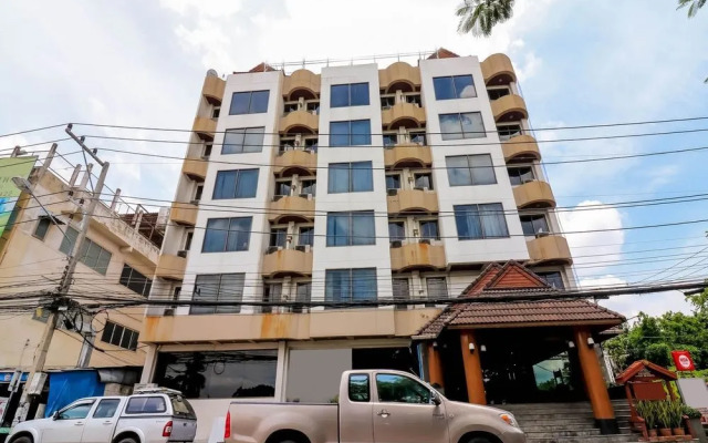 Nida Rooms Station 104 Railway at Bossotel Chiang Mai