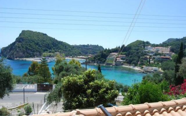 Rapanos Apartments