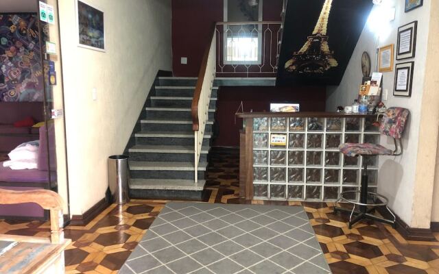 Zen Garden Hostel