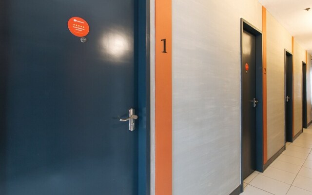 BGC Hostel and Dorm by RedDoorz