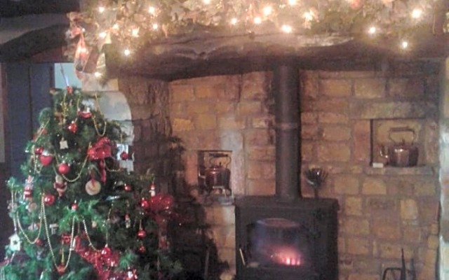 Cottage Lea's Country Hotel & Restaurant