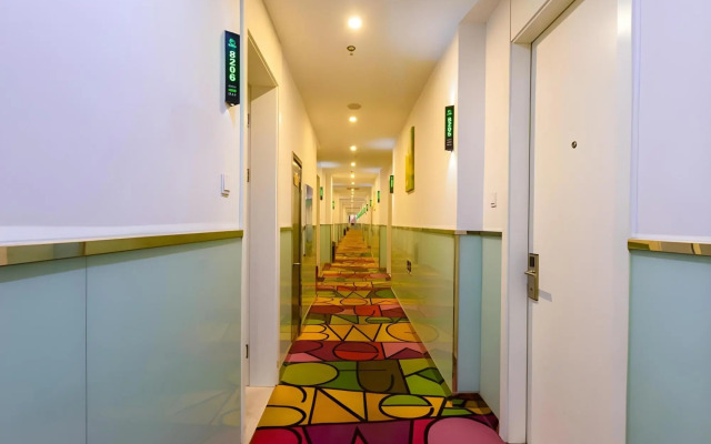 Shell Nanjing Tianyin Avenue Hotel