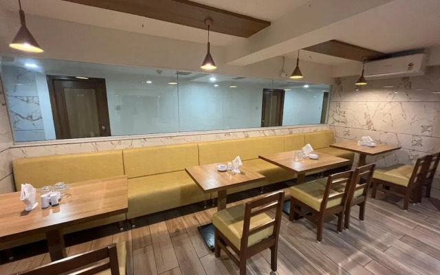 Hotel Golden Plaza