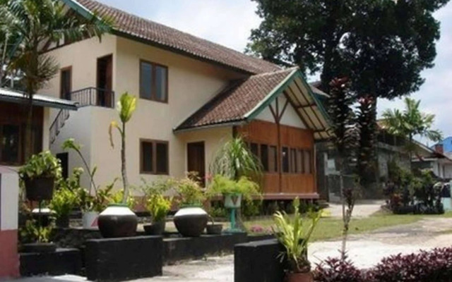 Villa Tunas Alam Mutiara