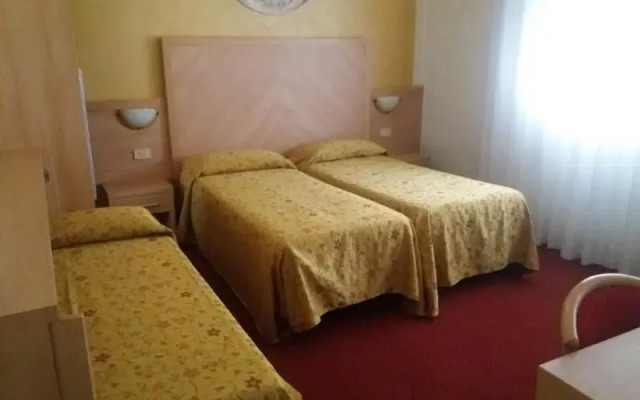Hotel St. Louis