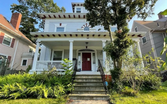 Victorian Home College Hill