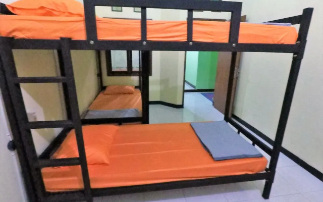 Dhika Adventure - Hostel