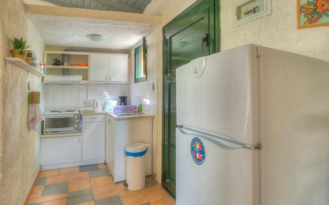 Lefkes Apartments