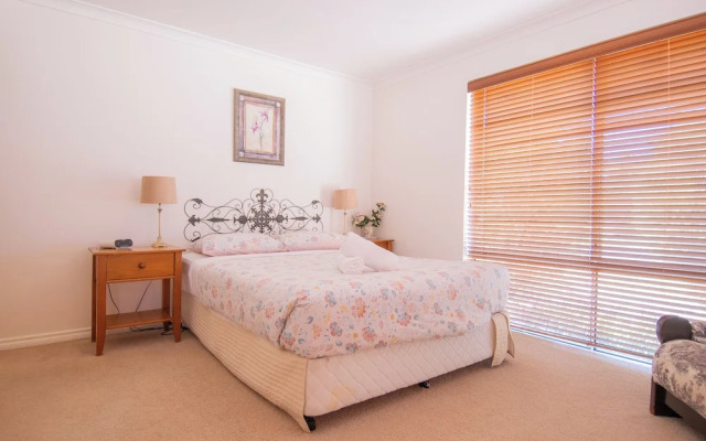 Family Oasis At Busselton