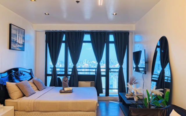 45th The Gramercy Residences