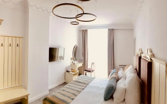 Atlas House Luxury Suites